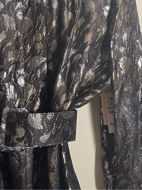 Metallic Gold Floral Jacquard Blouse